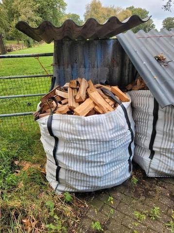 Droog elzen brandhout/haardhout beschikbaar voor biedingen