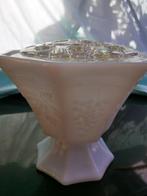Vintage Pique fleurs tulip vaas bloemverdeler Opaline Glas, Ophalen of Verzenden