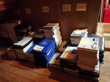 Grote partij instructieboekjes plus/minus 500/600 stuks . beschikbaar voor biedingen