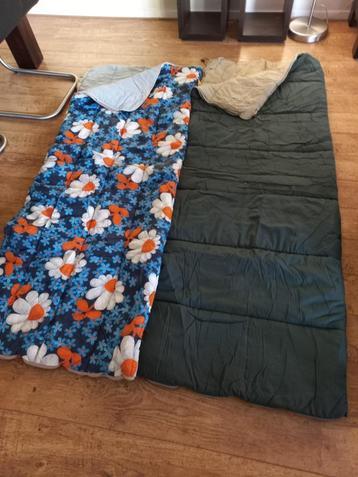 2 slaapzakken beschikbaar voor biedingen