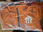 Thuisbezorgd jas + accessoires, Maat 48/50 (M), Nieuw, Ophalen of Verzenden, Overige thema's