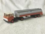 DAF 2600 vrachtwagen met Tanktrailer, Hobby en Vrije tijd, Modelauto's | 1:50, Ophalen of Verzenden, Gebruikt, Bus of Vrachtwagen