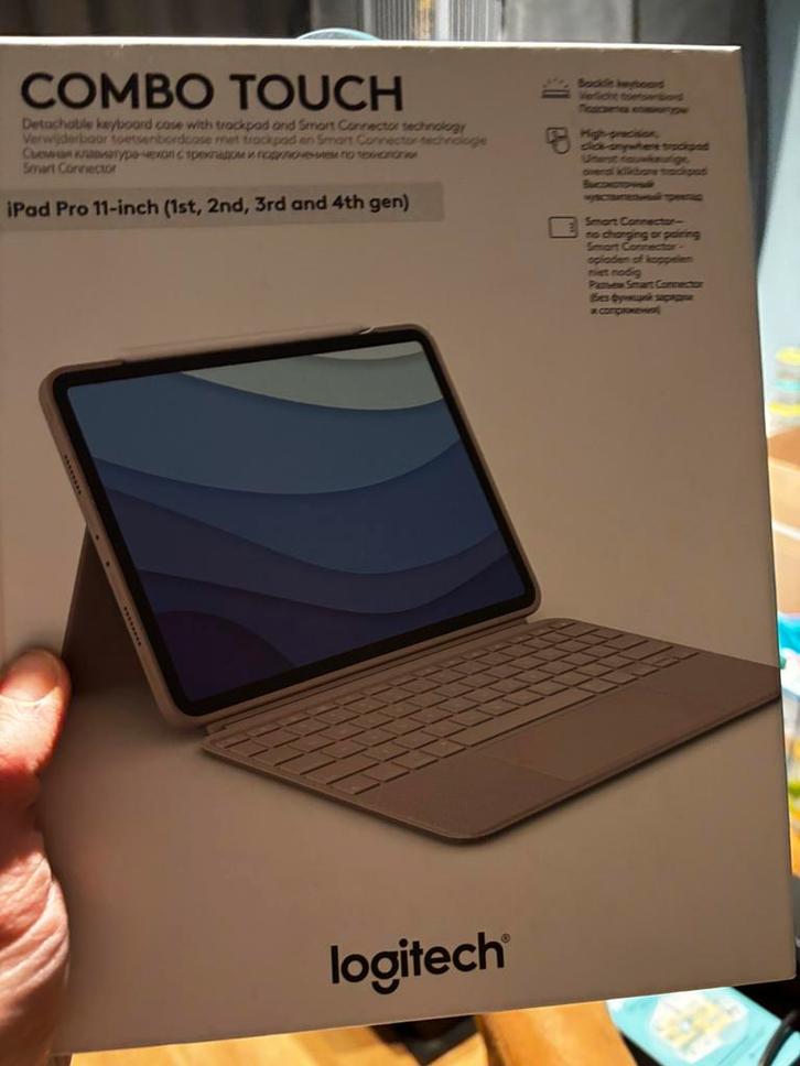 ComboTouch voor iPad Pro 11-inch 1e, 2e, 3e en 4e gen, Computers en Software, Tablet-hoezen, Zo goed als nieuw, Bescherming voor- en achterkant