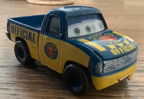 Cars Disney Piston Cup Official Truck Auto, Hobby en Vrije tijd, Modelauto's | Overige schalen, Gebruikt, Auto, Ophalen
