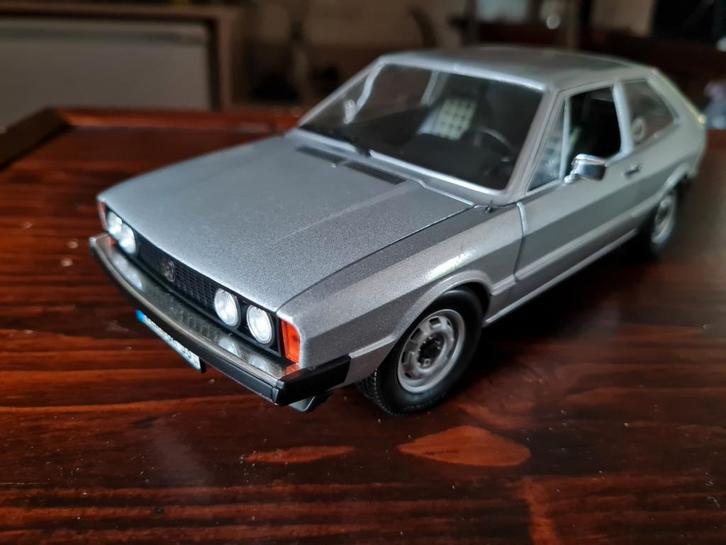 1:18 Volkswagen Scirocco GTi Revell ZELDZAAM, Hobby en Vrije tijd, Modelauto's | 1:18, Zo goed als nieuw, Auto, Revell, Ophalen of Verzenden