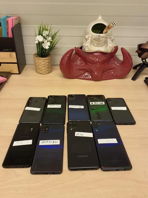Samsung galaxy phones, Telecommunicatie, Mobiele telefoons | Samsung, Zo goed als nieuw, 32 GB, Zwart, Ophalen of Verzenden