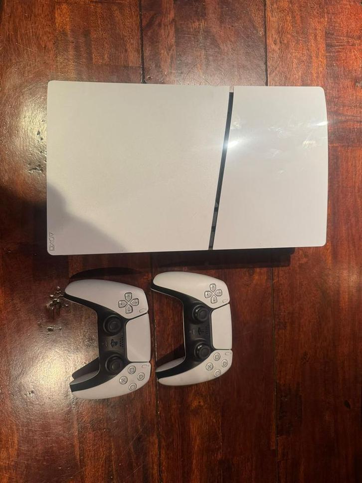 PS5 Digital edition + 2 controllers- topstaat, Spelcomputers en Games, Games | Sony PlayStation 5, Nieuw, Ophalen of Verzenden