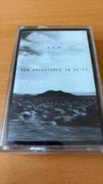 REM muziek cassette New adventures in HI-FI dolby WB, Cd's en Dvd's, Gebruikt, Ducoso, 1 bandje, Ophalen of Verzenden