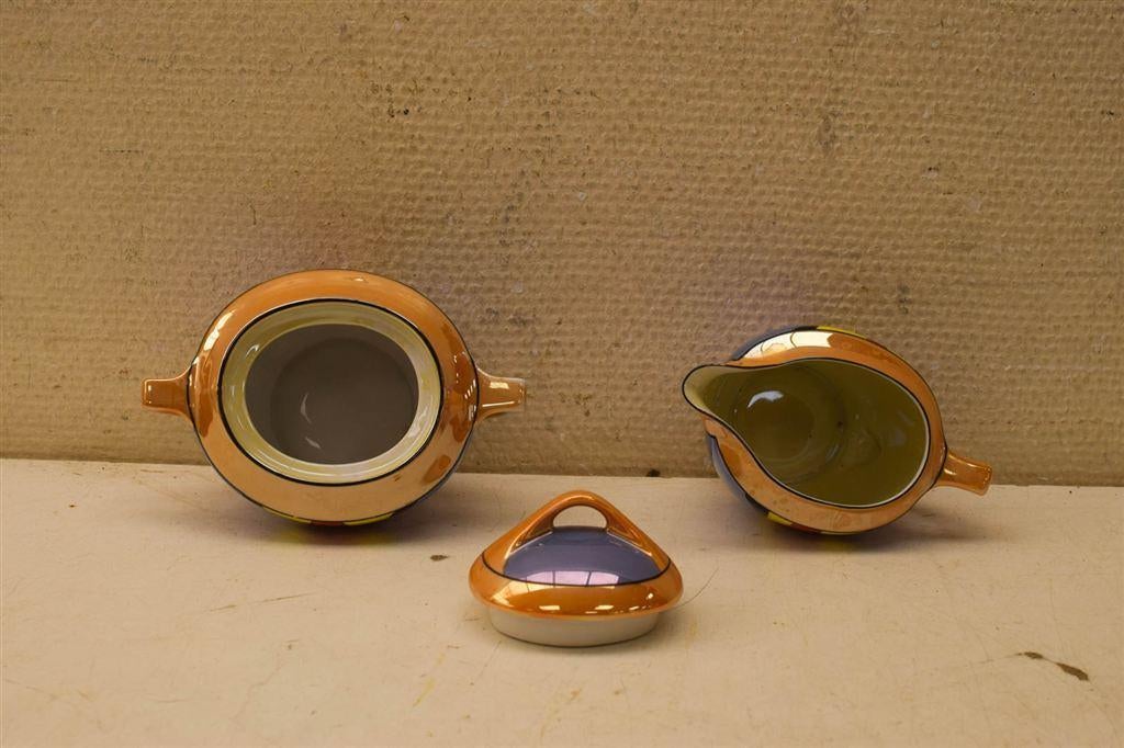 3 delige Meito china suiker en melkkannetje 47406, Huis en Inrichting, Keuken | Servies, Gebruikt, Ophalen of Verzenden, Bord(en)