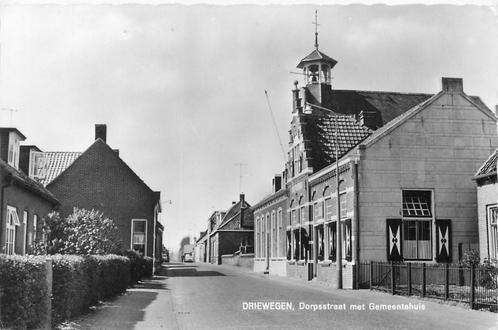 (701-430-039) Driewegen Dorpsstraat, Verzamelen, Ansichtkaarten | Nederland, Zeeland, Verzenden