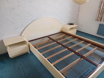 Bed 160x200 bijna gratis