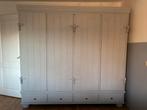 Kledingkast/garderobekast | licht grijs| 117x115x66, Huis en Inrichting, Kasten | Kledingkasten, Ophalen, 200 cm of meer, Zo goed als nieuw