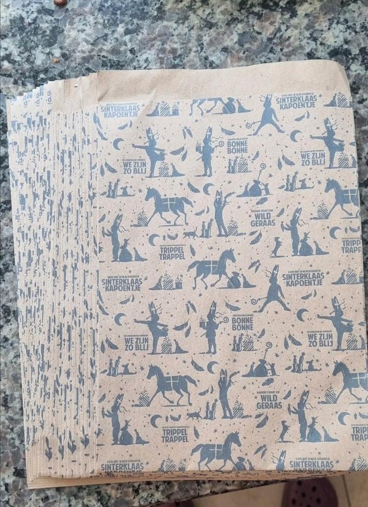 26 cadeauzakjes Sinterklaas nieuw, Diversen, Sinterklaas, Nieuw, Ophalen of Verzenden