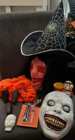 Nieuw halloween pakket maskers; tong,doodskist banner, Ophalen of Verzenden, Nieuw, Halloween of Griezel