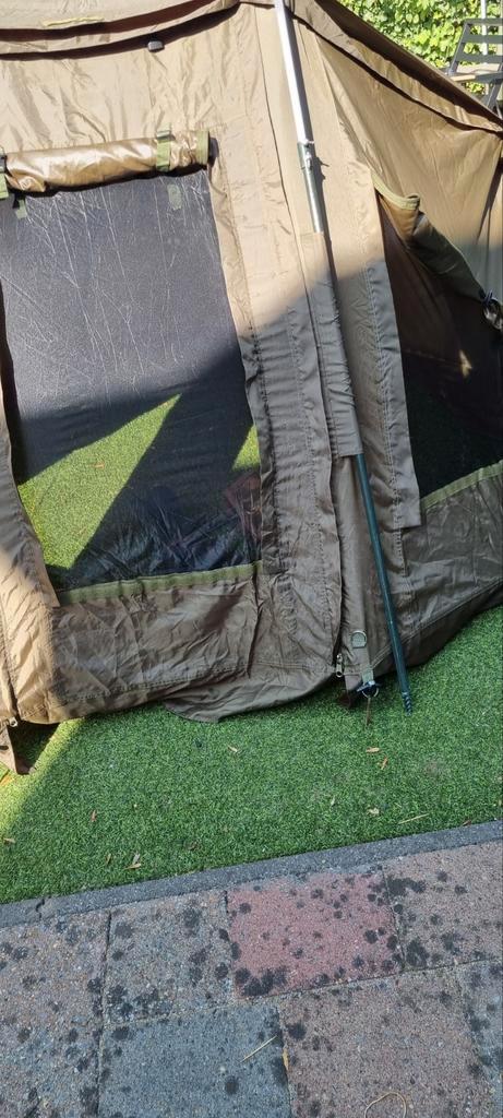 Brolly met inritspaneel ,grondzeil clear window zgan!, Watersport en Boten, Hengelsport | Karpervissen, Zo goed als nieuw, Overige typen