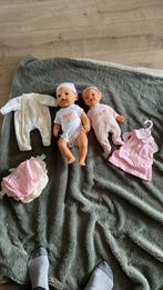 2 baby Born poppen met wat spulletjes zie foto, Gebruikt, Ophalen of Verzenden, Babypop