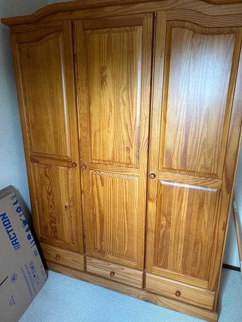 Houten Kledingkast en meer inboedel, Huis en Inrichting, Kasten | Kledingkasten, Gebruikt, 200 cm of meer, 150 tot 200 cm, 50 tot 75 cm