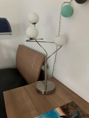 Tafellamp en bijpassende vloerlamp beschikbaar voor biedingen