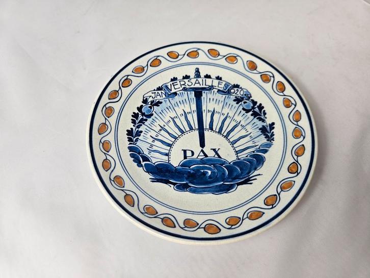 Porceleyne Fles Wandbord - Vrede van Versailles 1920, Antiek en Kunst, Antiek | Wandborden en Tegels, Ophalen of Verzenden