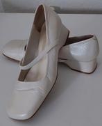 Dames trouwschoenen maat 41, Ophalen of Verzenden, Zo goed als nieuw, Sneakers of Gympen
