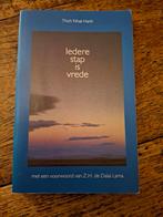 Thich Nhat Hahn - Iedere stap is vrede, Boeken, Gelezen, Overige typen, Ophalen of Verzenden, Thich Nhat Hahn; E. Beumkes; A. Kotler