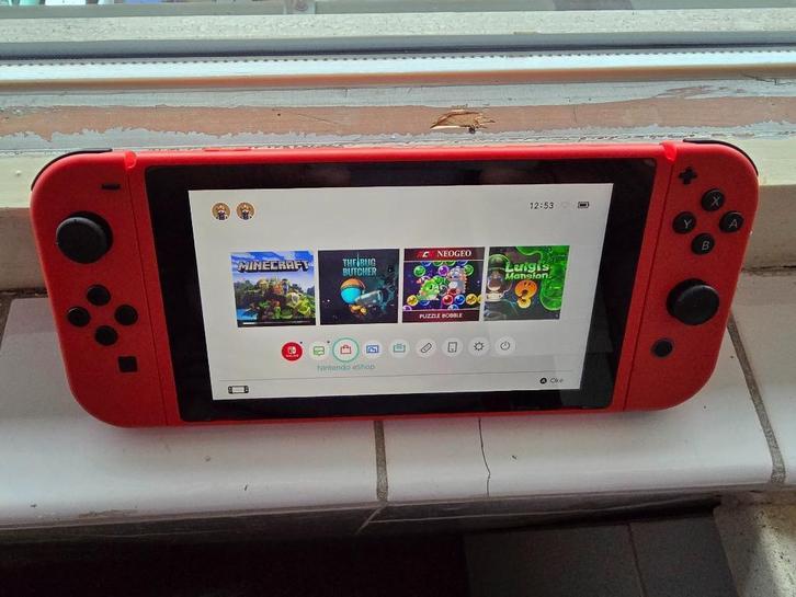 Nintendo Switch Mario editie, Spelcomputers en Games, Spelcomputers | Nintendo Switch, Gebruikt, Switch Original, Met 1 controller