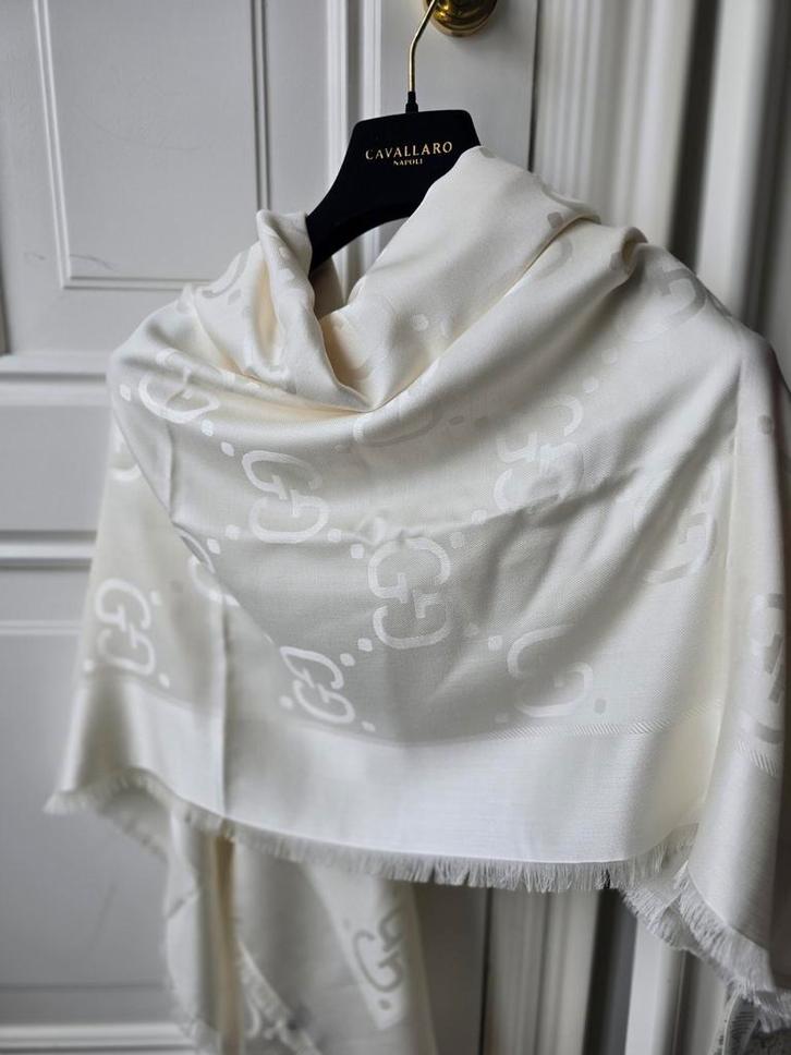 Gucci sjaal.  Nieuw., Kleding | Dames, Mutsen, Sjaals en Handschoenen, Nieuw, Sjaal, Ophalen