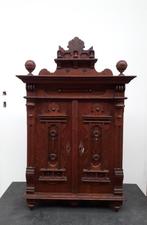 Te koop hangend antiek kastje, Antiek en Kunst, Ophalen of Verzenden