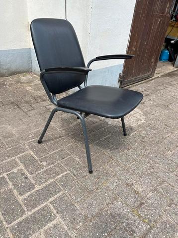 Martin de Wit voor Gispen fauteuil d2175 jaren 50-60 €125 beschikbaar voor biedingen