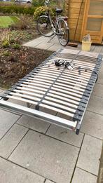 2 Electrische lattenbodems 90 x 200 cm, Huis en Inrichting, Slaapkamer | Matrassen en Bedbodems, Ophalen, Zo goed als nieuw, Eenpersoons