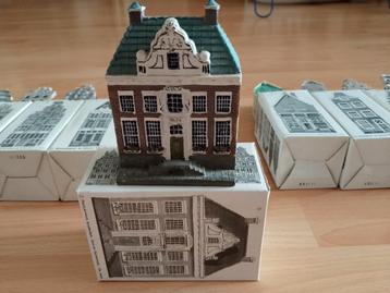 GRACHTENHUIZEN serie Blokker compleet in doosjes 1896-1996 beschikbaar voor biedingen