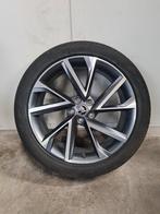 20' Skoda Kodiaq NS7 Vega Velgen met zomerbanden Origineel, Ophalen, Banden en Velgen, 235 mm, Personenwagen