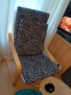 Relaxstoel POANG Ikea met 2 kussens: wit en zwart motief, Huis en Inrichting, Fauteuils, Ophalen of Verzenden, 75 tot 100 cm, Stof