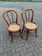 Twee vintage Thonet stoelen met rieten zitting, Ophalen of Verzenden