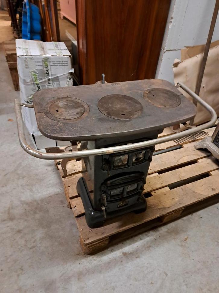 Etna kachel, Huis en Inrichting, Kachels, Gebruikt, Houtkachel, Hout, Ophalen