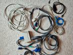 Gratis - vintage jaren 80 of 90 computer kabels kvm switch, Computers en Software, Ophalen of Verzenden, Gebruikt