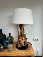 Tafellamp van drijfhout, Ophalen of Verzenden, Zo goed als nieuw, Hout, 50 tot 75 cm