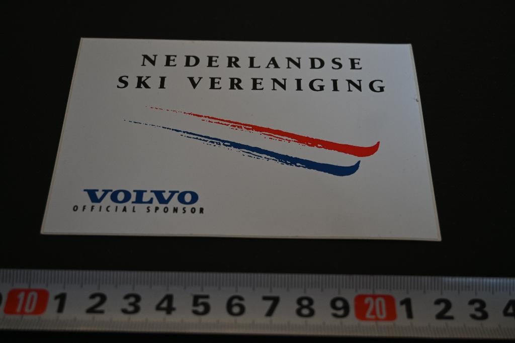 sticker Nederlandse Ski Vereniging VOLVO Official Sponsor *, Verzamelen, Ophalen, Zo goed als nieuw