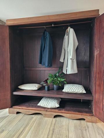 1 pronkstuk van een kledingkast hangkast  met roede - afbeelding 6