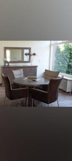 Eetkamerstoelen, Ophalen