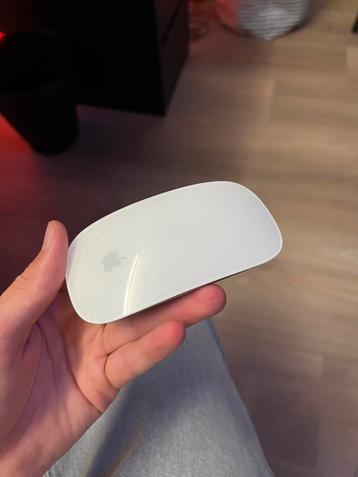 Apple magic mouse beschikbaar voor biedingen