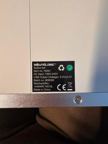 Monitorstandaard met 4 USB Poorten beschikbaar voor biedingen