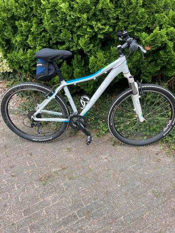 Cube dames mountainbike beschikbaar voor biedingen