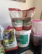 Mooie set voor houden van kippen, Ophalen, Drinken en Voederen