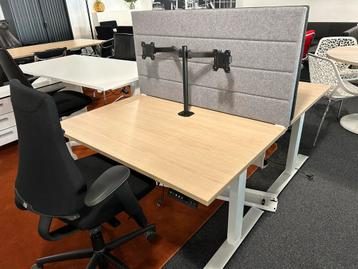 Zit sta bureau 120x80cm  14 st op voorraad zgan incl goot beschikbaar voor biedingen