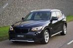 BMW X1 xDrive28i |Pano - M Sportstoelen - Climate - Trekhaak, Gebruikt, 4 cilinders, Startonderbreker, Zwart