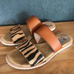 Leren slippers / sandalen met dubbele band en leren zool 37, Slippers, Skechers, Bruin, Ophalen of Verzenden