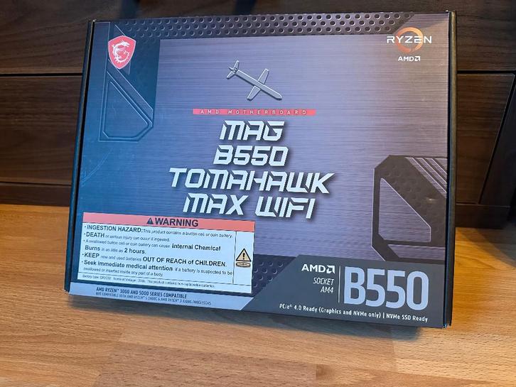 (zo goed als nieuw) MSI MAG B550 Tomahawk Max WIFI, Computers en Software, Moederborden, Zo goed als nieuw, AMD, DDR4, Ophalen of Verzenden