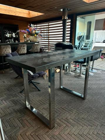 Richmond interiors bartafel visgraat  beschikbaar voor biedingen