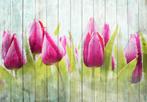 Tulpen op hout fotobehang, VLIES, bloemen, Muurdeco4kids, Verzenden, Minder dan 10 m², Wit, Bloemen, tulpen
